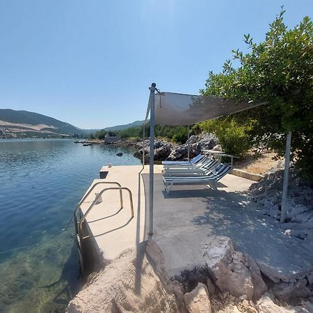 Apartments By The Sea Zuronja, Peljesac - 13202 Putnikovic Exterior photo